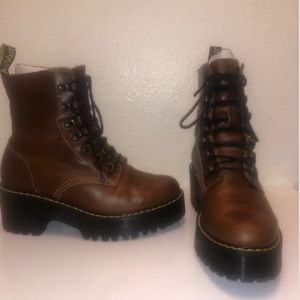 Leona women's Orleans leather heeled boots